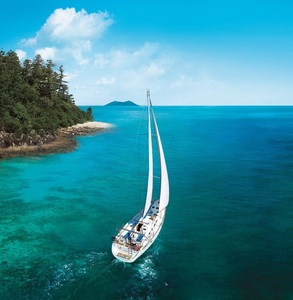 Sailing - Honeymoon Heaven: The Whitsundays