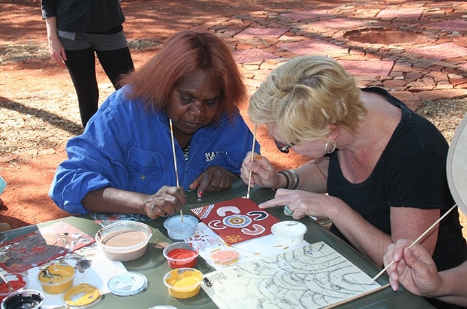 Dot Painting Classes at Uluru