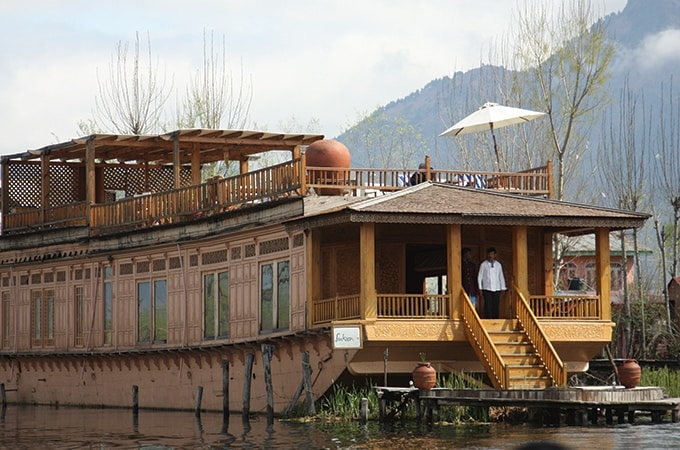  Eco-luxury houseboat Sukoon offers an unforgettable experience on Dal Lake

