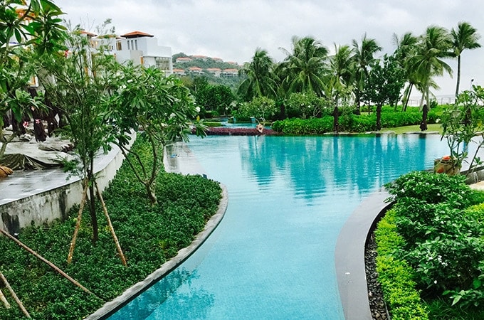 pool Angsana Lang Co