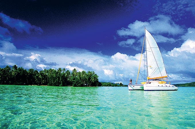 Sailing Tahiti