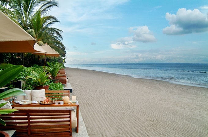 Legian Beach, Balie