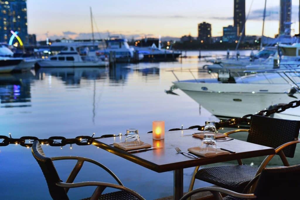 A Romantic Atmosphere & Divine Food at Glass Dining & Lounge, Marina Mirage