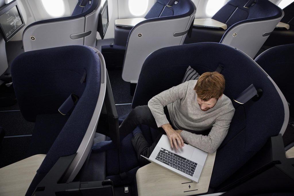 Finnair-aircraft-airplane-business-class-interior-seat