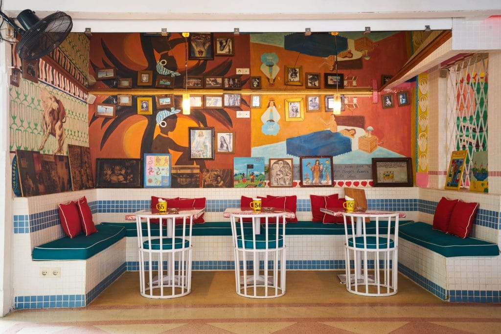 Motel Mexicola Restaurant