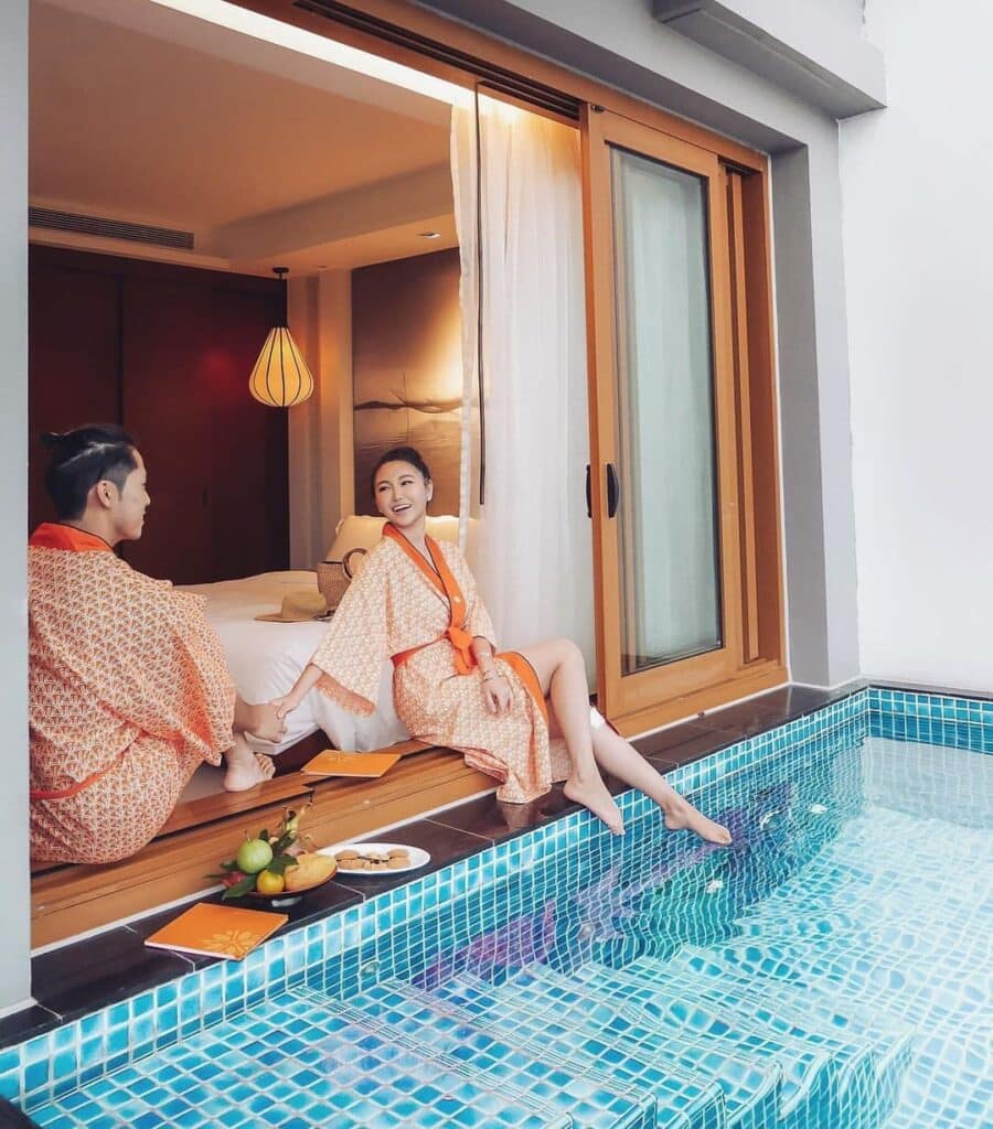 Angsana-Lang-Co-Couple-in-Junior-Pool-Suite