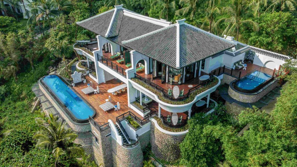 InterContinental-Danang-Sun-Peninsula-Resort-Luxury-Villas-Nestled-in-Nature