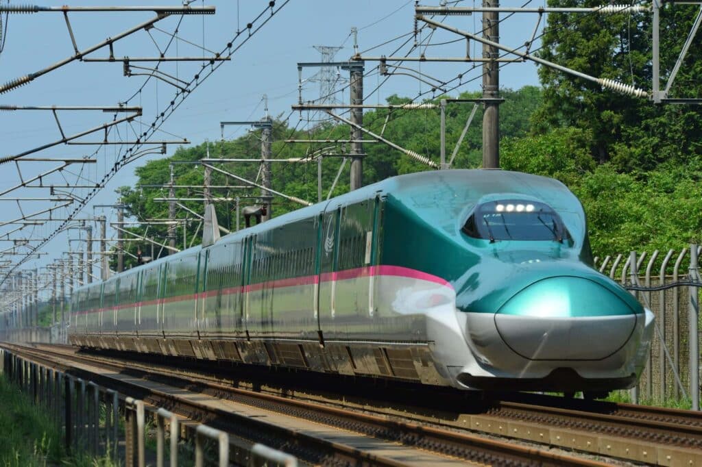Japan-bullet-train-exterior