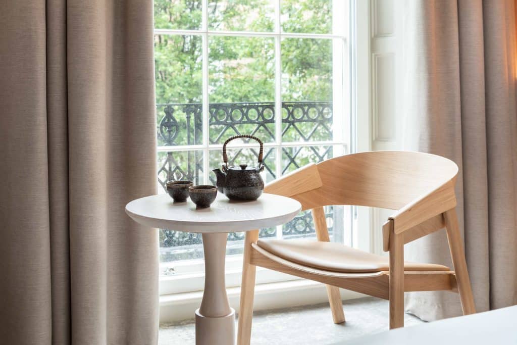 The Prince Akatoki - deluxe room - coffee table